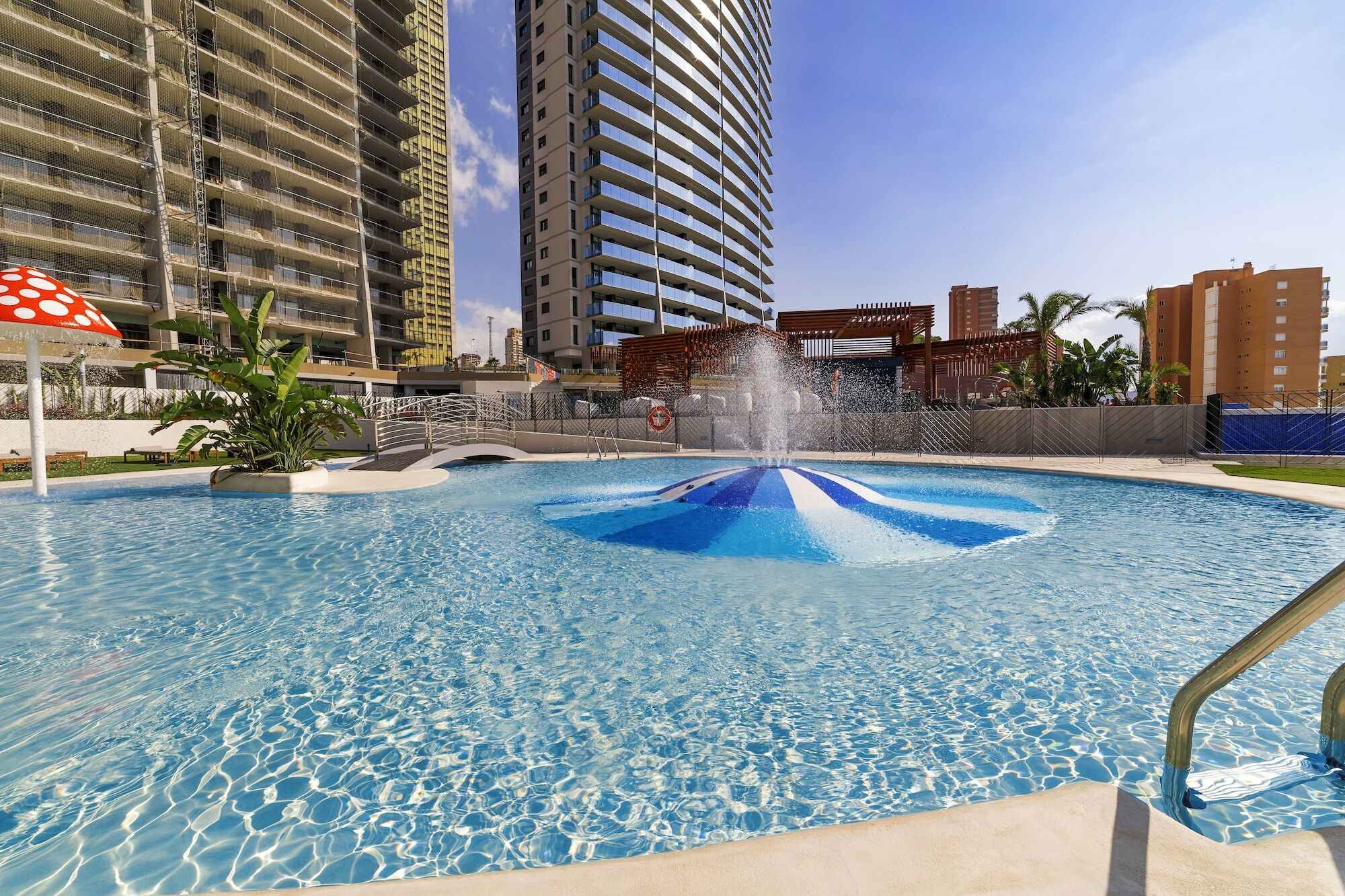Sunset Drive Benidorm By Mar Holidays מראה חיצוני תמונה